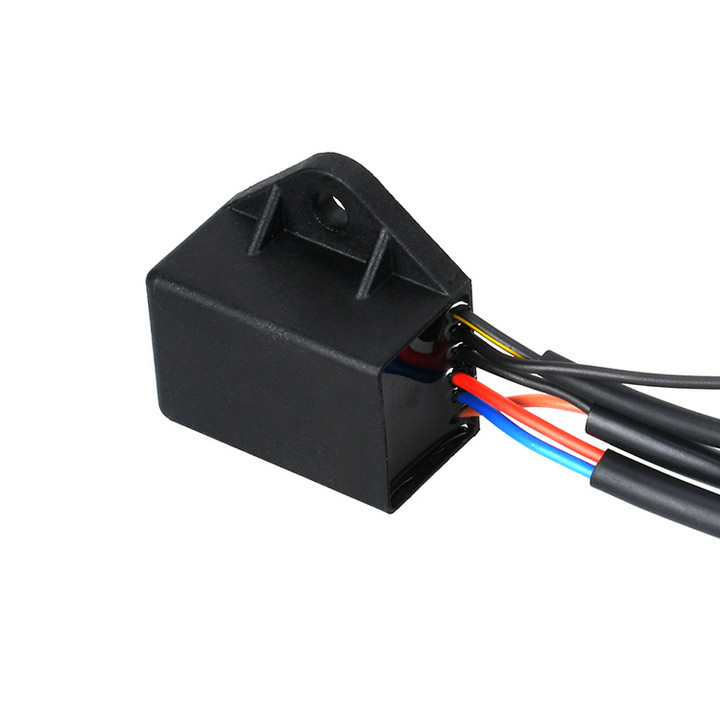 CDI Igniter for Nissan 9.9HP/ 15HP/ 18HP Tohatsu M9.9/ M15/ M18 3G2-06060-2