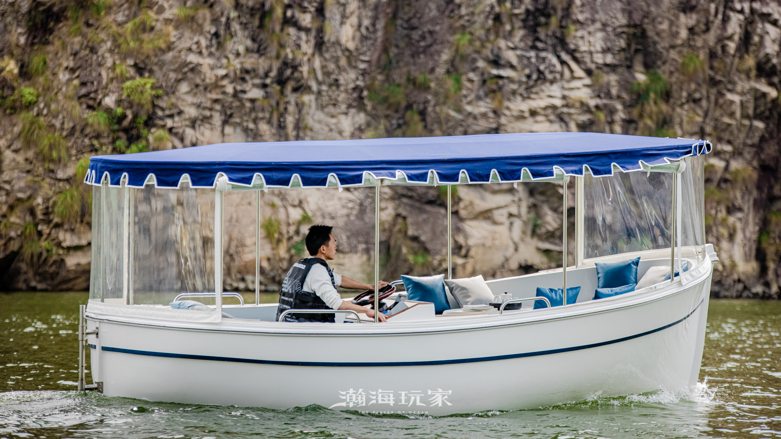 Vastocean 16 electric sightseeing boat