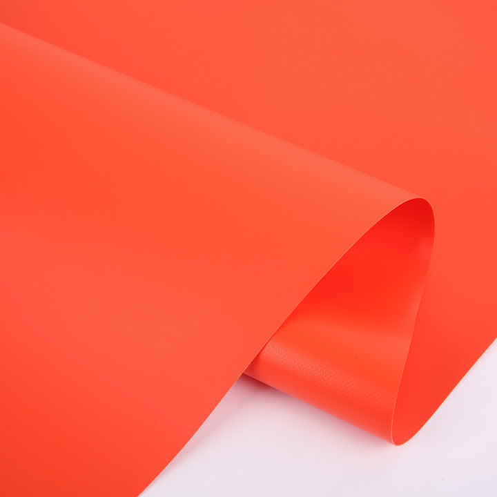 Inflatable yacht cloth