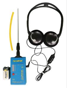 Vacuum leak detector