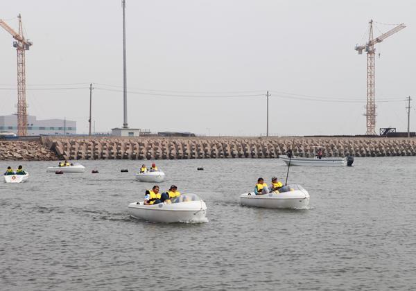 Two-person pedal boat