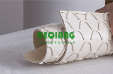 Horseshoe anti-skid belt