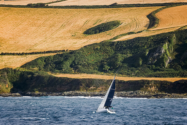 Tenacity and skill: Rolex Fastnet Race 2021