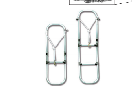 ALUMINIUM LADDER FOR INFLATABLE BOATComplete with rope and hook.