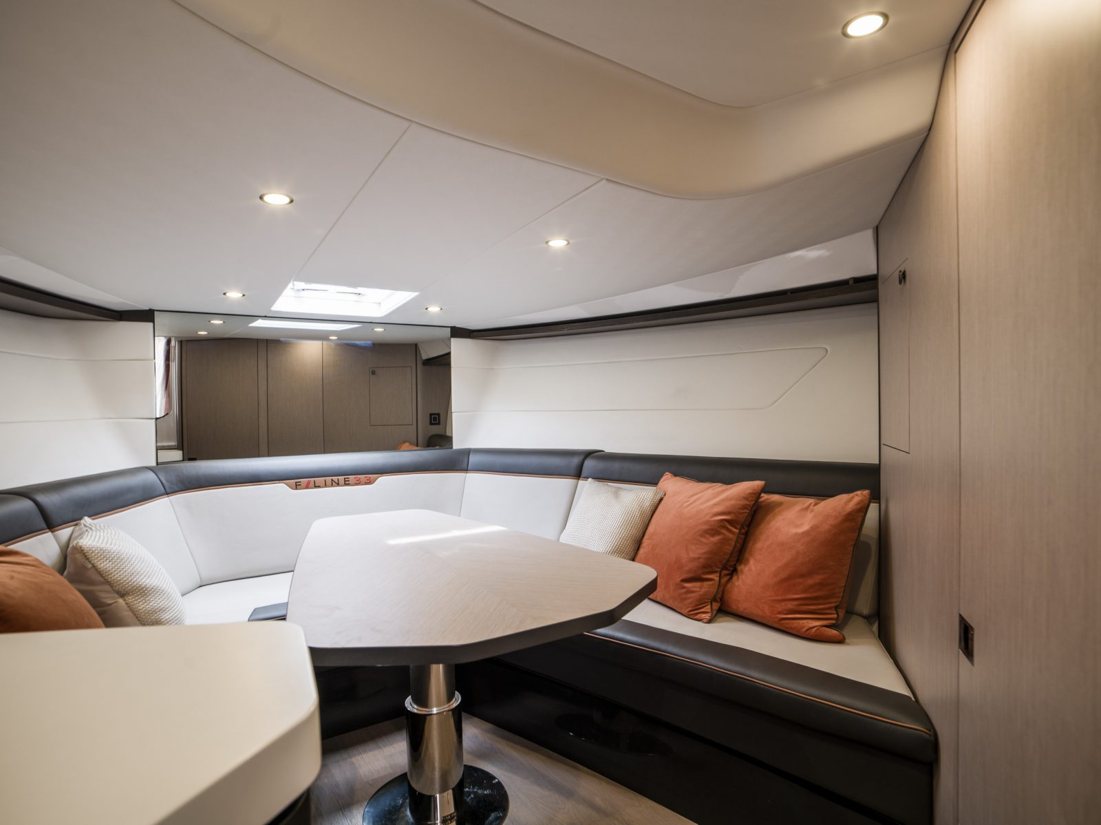 Fairline Released the Official Photos of Its Upgraded F//LINE 33