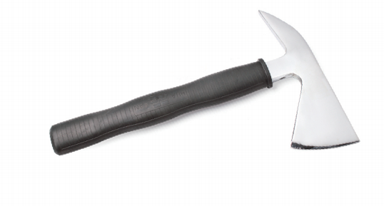 FIRE AXE WITH INSULATED RUBBER HANDLE