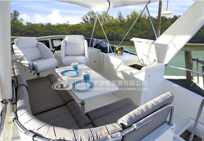 INTREPIDO 56-60 LUXURY YACHT