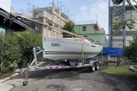 Lubo trailer folding trailer