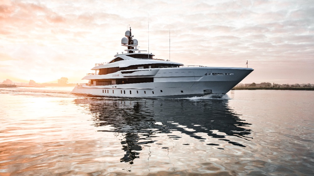 Heesen delivers 60m Lusine, its first of 2022