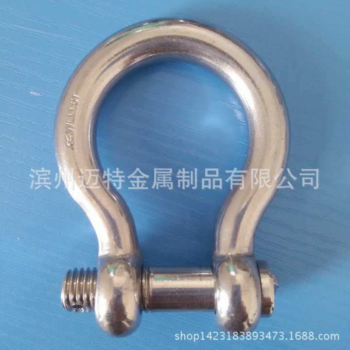 Bow shackle