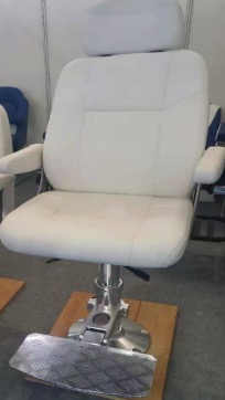 Yacht driving seat
