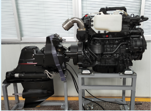 Marine diesel engine propulsion system [CW130L4KH1]