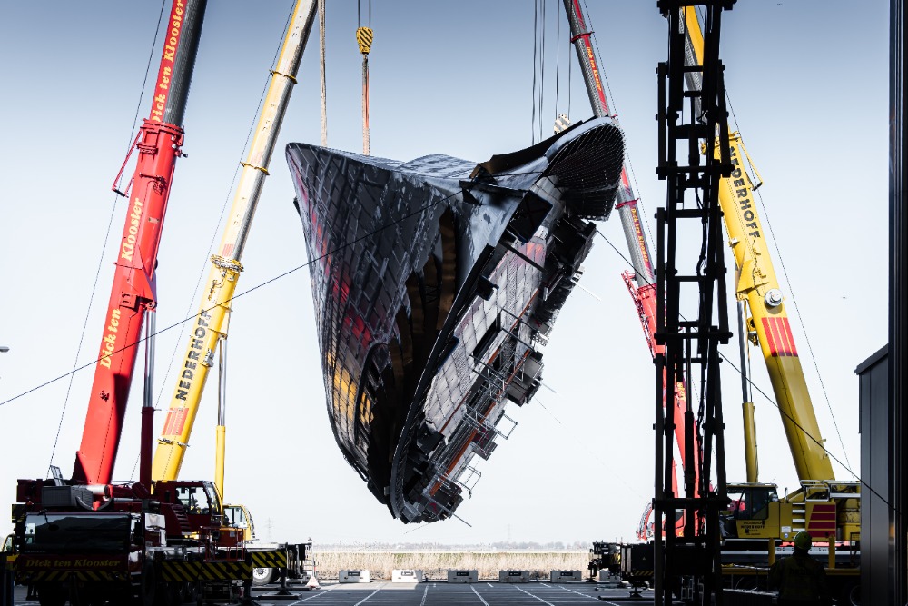 Royal Huisman turns Project 460