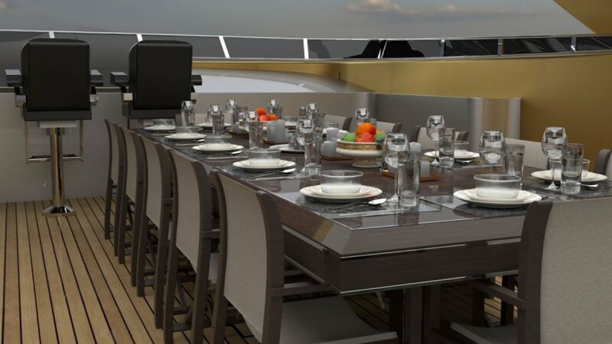 Gulf Craft-built La Familia Changes Name and Undergoes a Major Refit at Naval Yachts