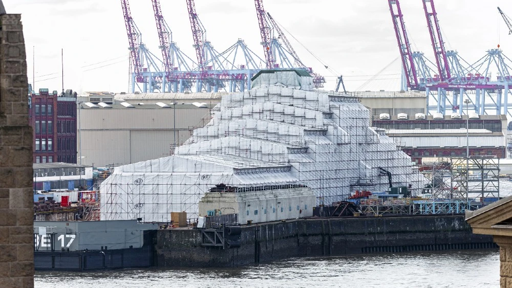 Germany Impounds the World’s Largest Yacht After Establishing Links to a Russian Billionaire