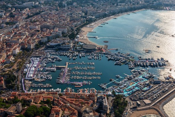Welcome to the Cannes Yachting Festival. Now, be YOU.