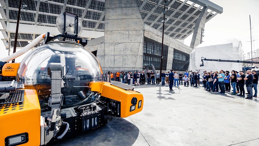 This New Deep-Sea Submarine Offers Scientists Cinematic Views of Life Underwater