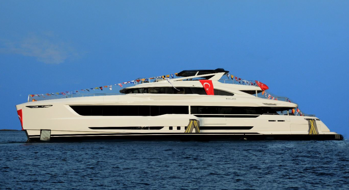 Mengi Yay Yachts launch second Virtus 47