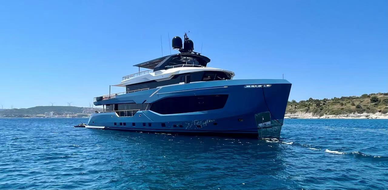 New 37XP Delivered by Numarine to an American Client