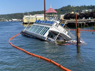 100-year-old Ferry Sinks in Astoria, Ore.