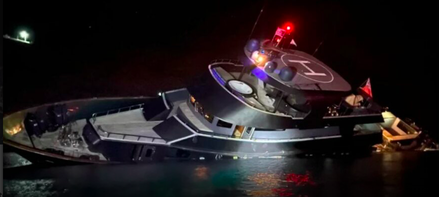 007 superyacht sinks in Greece