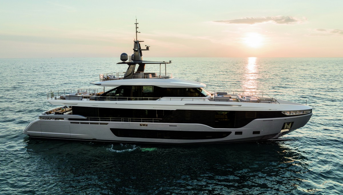 A wave of Italian debuts at Cannes Yachting Festival