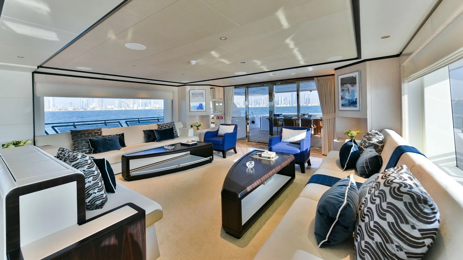 Inside 37m Majesty 120