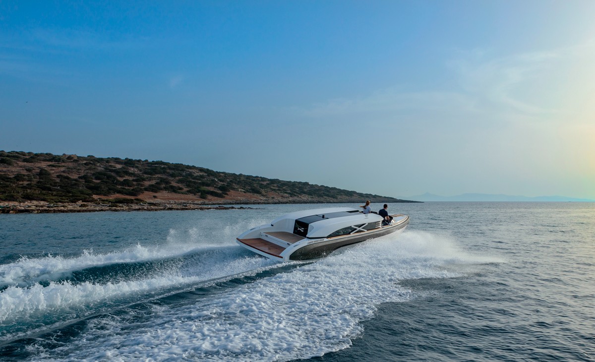 Limo Tender for Golden Yachts Superyacht Project X Unveiled by Onda