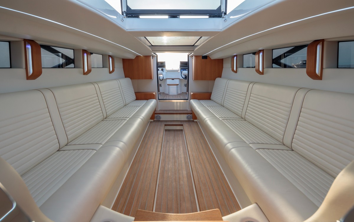 Limo Tender for Golden Yachts Superyacht Project X Unveiled by Onda