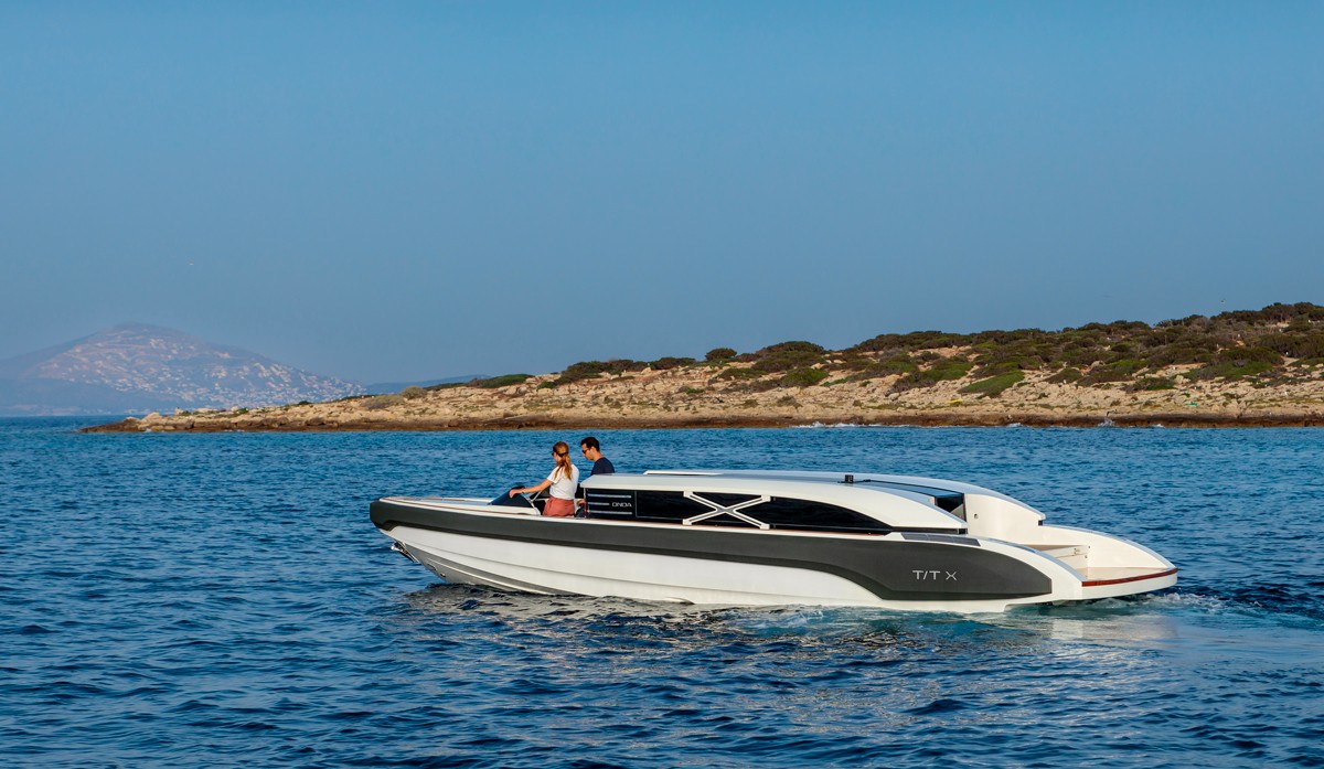 Limo Tender for Golden Yachts Superyacht Project X Unveiled by Onda