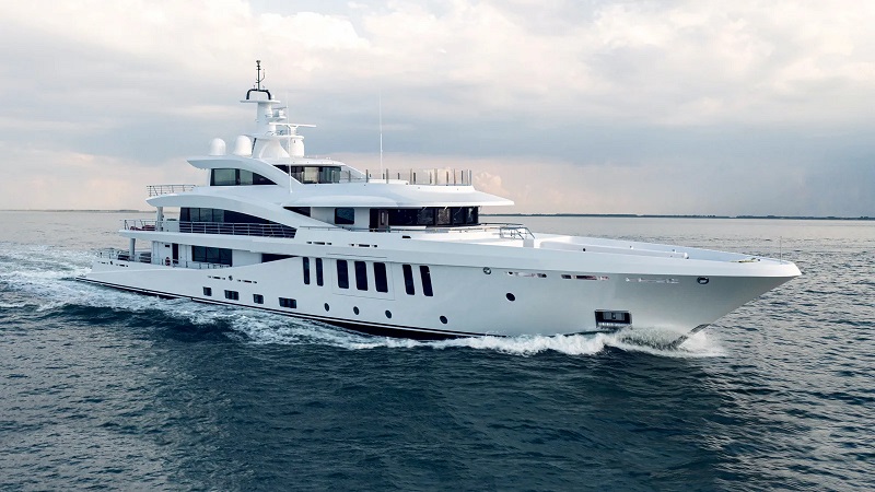 Moonstone: Behind the build of the Amels 200 destined for the North Pole