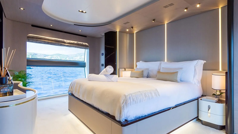 27m Azimut Ocean Monkey joins the market