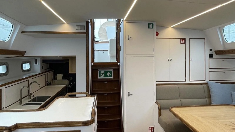25m Van Dam Nordia ketch Altair listed for sale