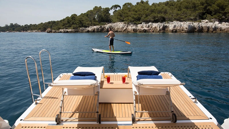30m Feadship motor yacht La Mascarade for sale