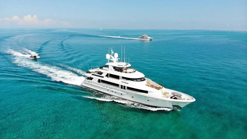 max-width:100% !important;M price drop on Westport motor yacht Pipe Dream
