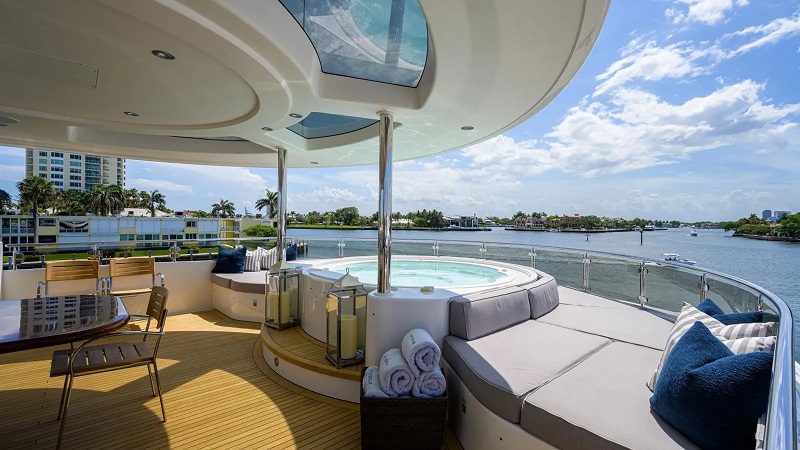 max-width:100% !important;M price drop on Westport motor yacht Pipe Dream
