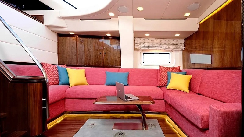 €650k price drop on Oyster 100 Serafim