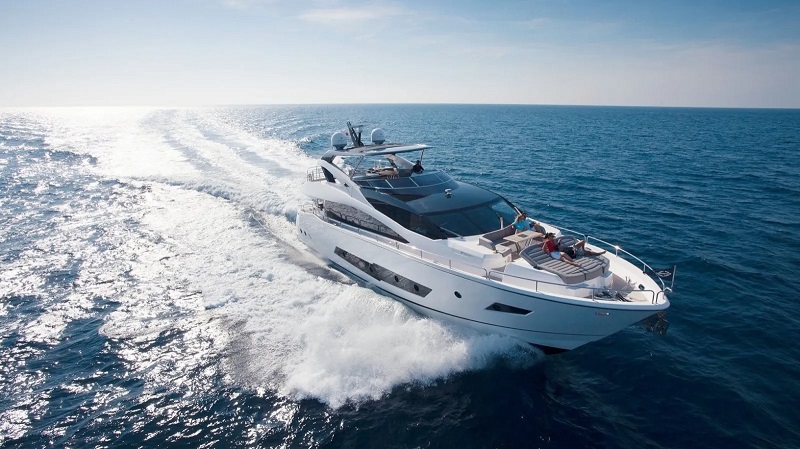 26m Sunseeker 86 yacht Insomnia sold