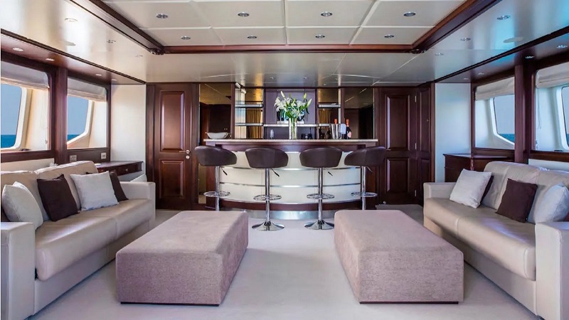 35m Benetti Classic Accama for sale