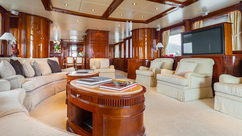 35m Benetti Classic Accama for sale