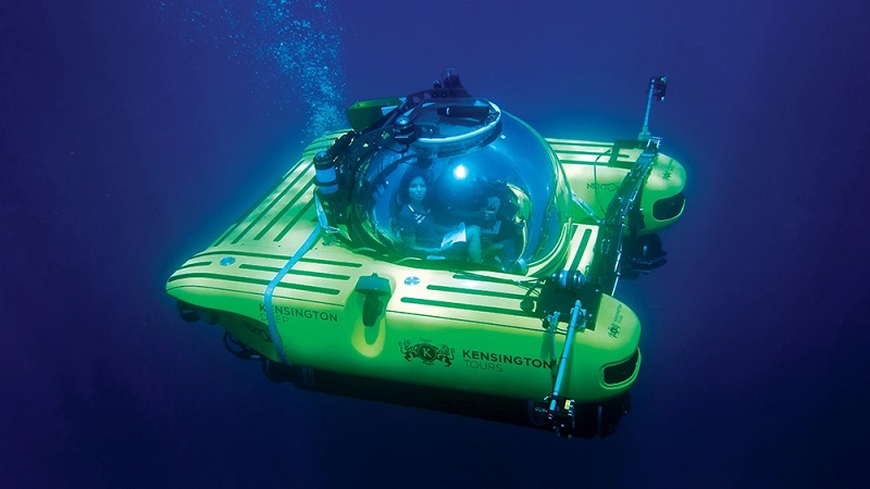 A Bahamian Yacht Charter With a Submersible