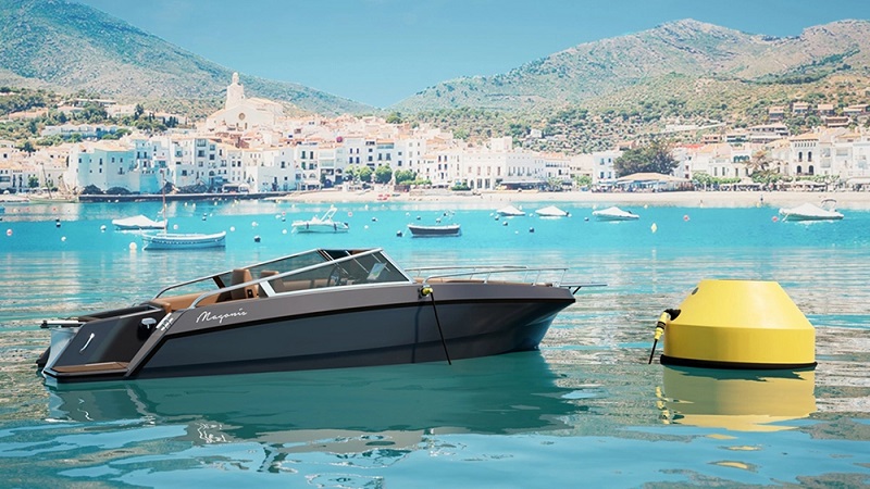 This New Buoy Doubles as a Floating Charging Station for Your Electric Boat
