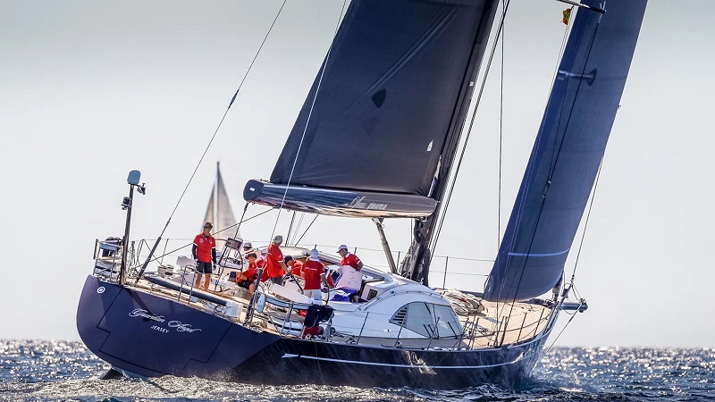 27m Oyster 885 Guardian Angel joins the market