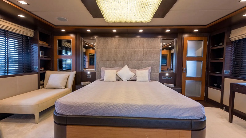 41m Mengi-Yay yacht Serenity II for sale
