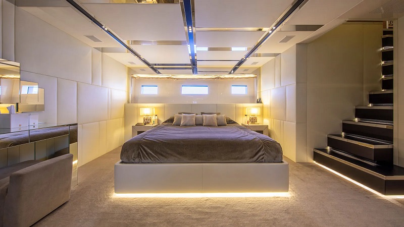 36m Admiral Cinquanta-50 for sale
