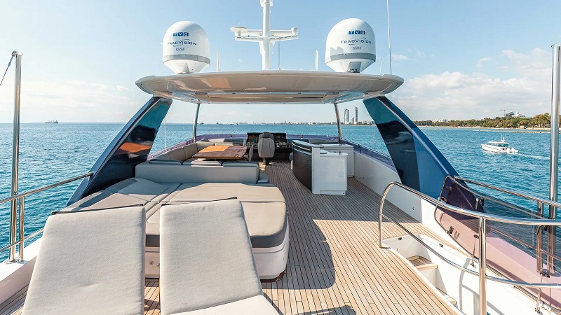 27m Princess motor yacht Cape Cod for sale