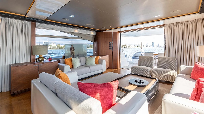 27m Princess motor yacht Cape Cod for sale