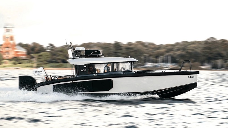 The 9 Most Exciting New Superyachts at the Palm Beach International Boat Show