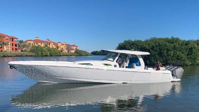 The 9 Most Exciting New Superyachts at the Palm Beach International Boat Show