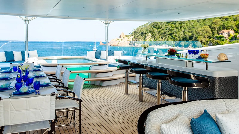 41m Alia Yachts Ruya joins the market